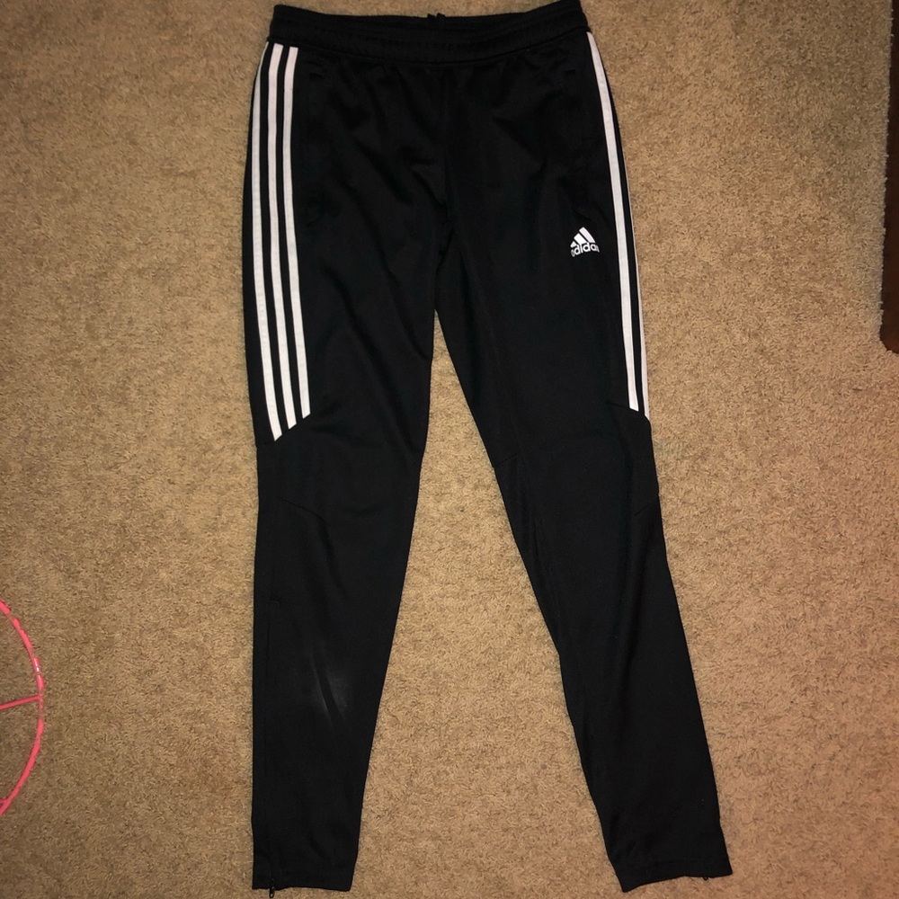 Women’s adidas joggers - Picture 1 of 2